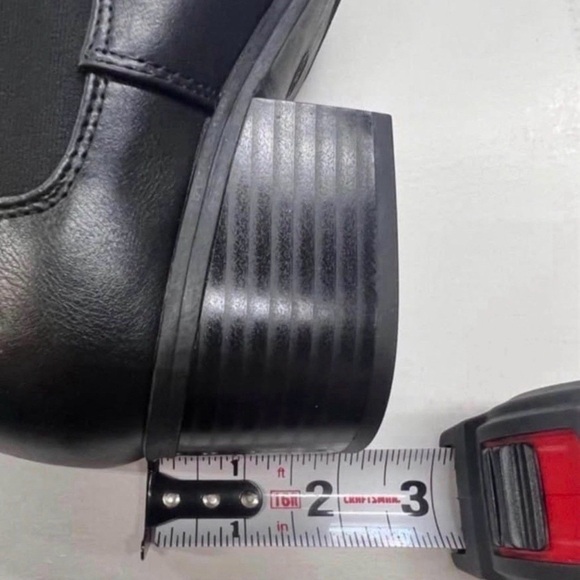 a new day Black Chelsea Ankle Booties Size 9.5 - Picture 7 of 9